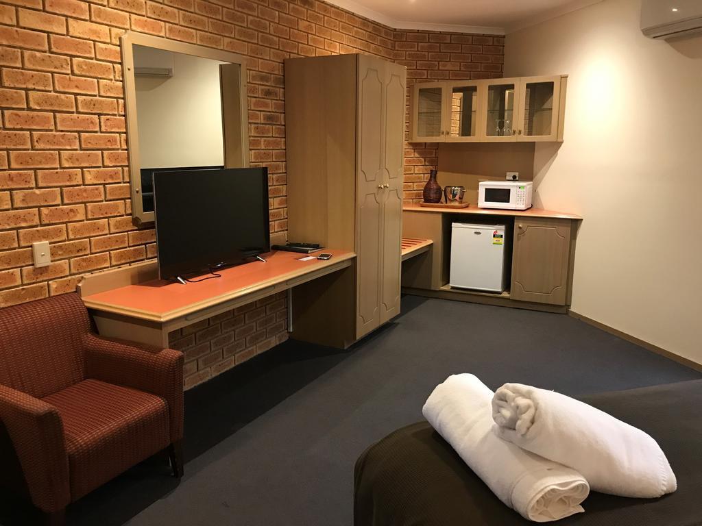 Eltham Motor Inn Melbourne City Exterior foto